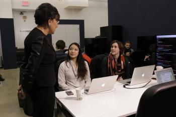 Secretary Pritzker visit New York City's Flatiron School to see an innovative approach to skills training. 